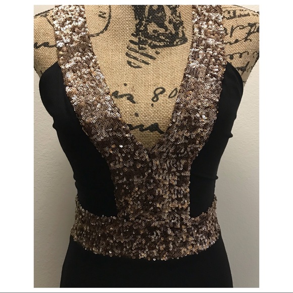 DRESS THE POPULATION SEQUIN PLUNGING BODYCON DRESS - Picture 4 of 8